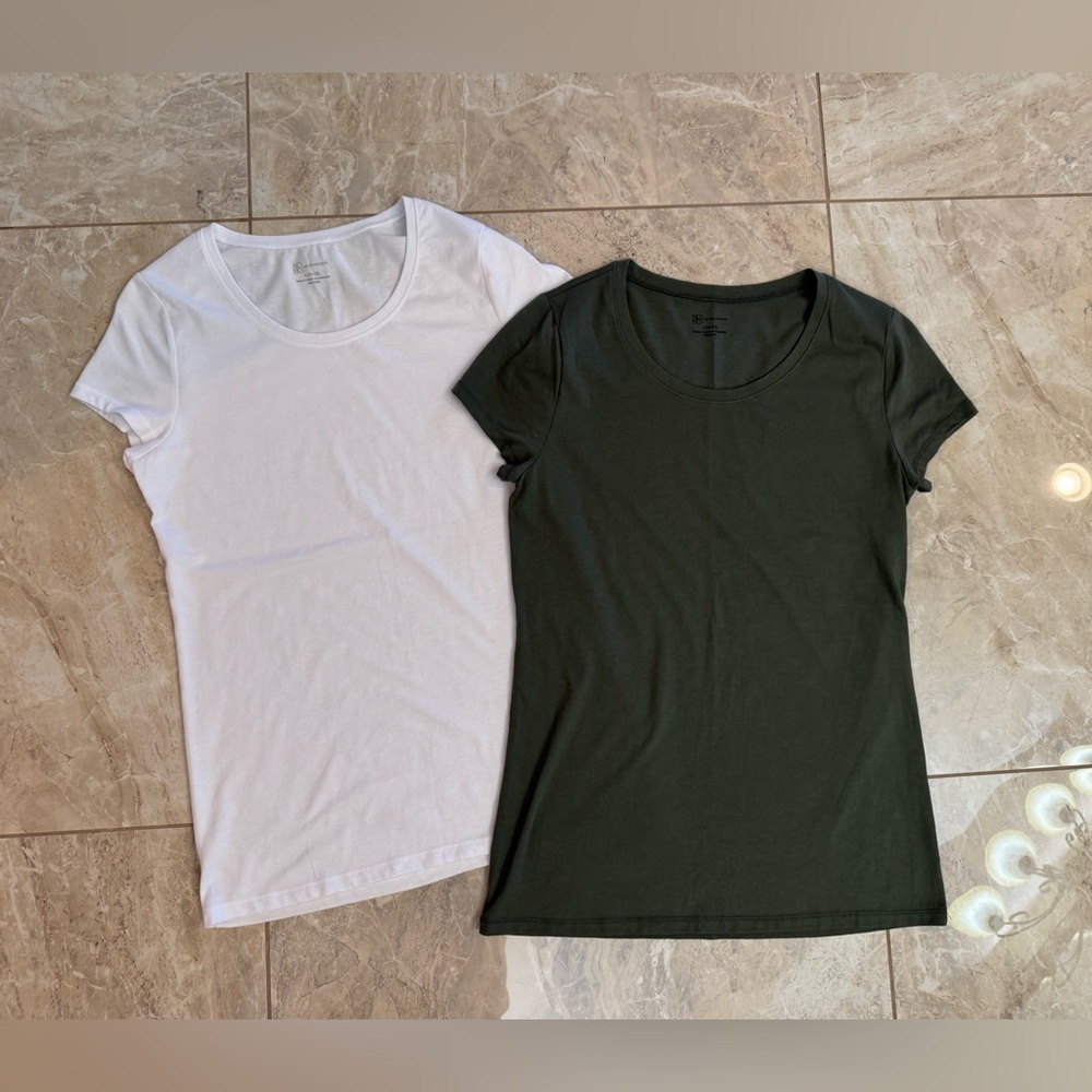 No Boundaries TShirts Large Lot of 2